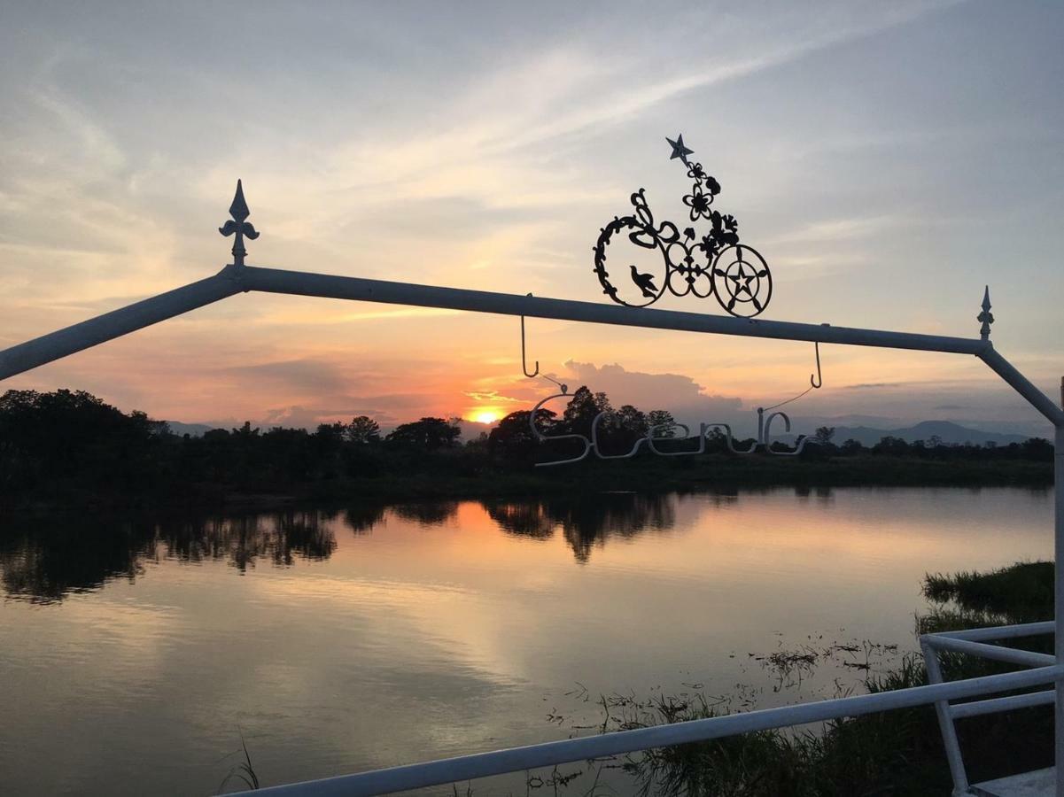 Scenic Riverside Resort Kamphaeng Phet Exteriör bild